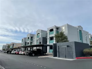 Photo #1: 2350696 Listing