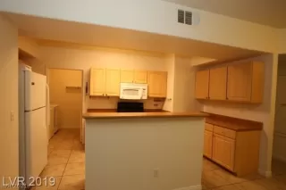 Photo #3: 2350702 Listing 