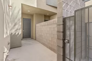 Photo #2: 2350726 Listing 