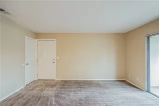 Photo #2: 2350758 Listing