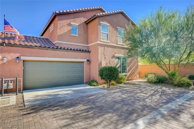 MLS: 2350769 Condo For Sale