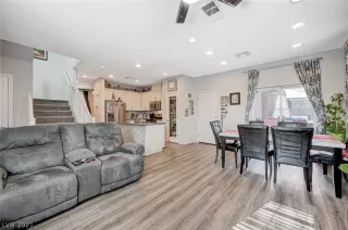 Photo #4: 2350769 Listing 