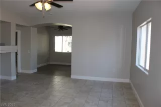 Photo #2: 2350803 Listing