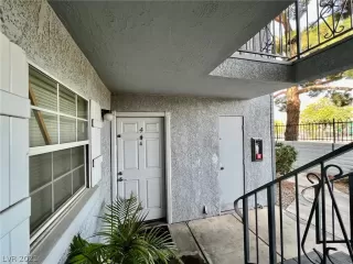 Photo #1: 2350819 Listing 