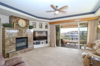Photo #4: 2350922 Listing 