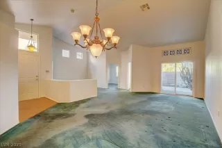 Photo #6: 2350956 Listing