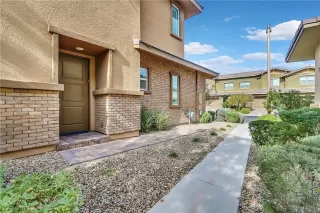 Photo #1: 2350971 Listing 