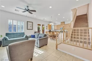 Photo #6: 2350971 Listing 