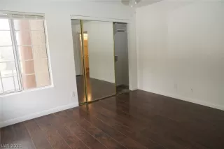 Photo #3: 2350973 Listing 