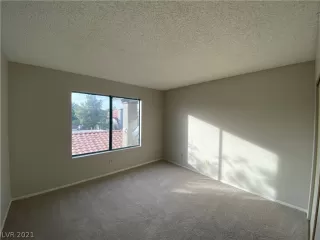 Photo #4: 2350976 Listing 