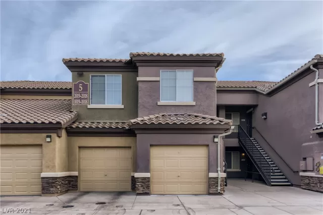 MLS: 2350987 Condo For Sale