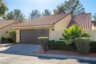 Photo #1: 2351078 Listing