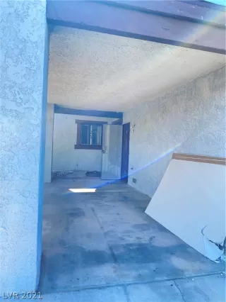 Photo #4: 2351098 Listing 