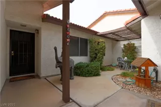 Photo #2: 2351111 Listing 