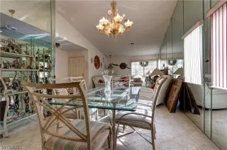 Photo #5: 2351111 Listing 