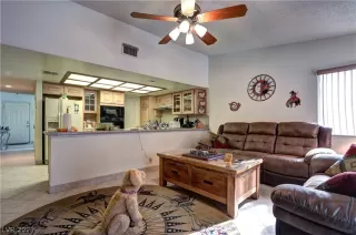 Photo #6: 2351111 Listing 
