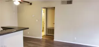 Photo #1: 2351187 Listing 