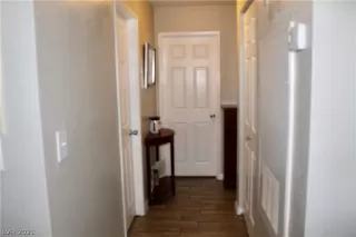 Photo #4: 2351214 Listing 