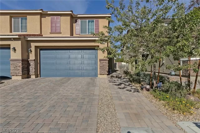 MLS: 2351215 Condo For Sale