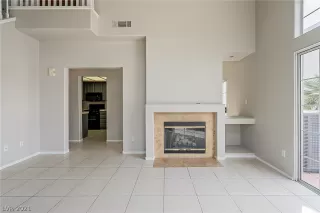 Photo #5: 2351221 Listing