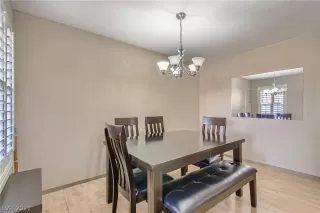 Photo #4: 2351251 Listing