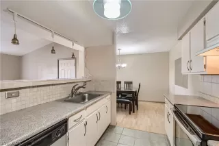 Photo #6: 2351251 Listing