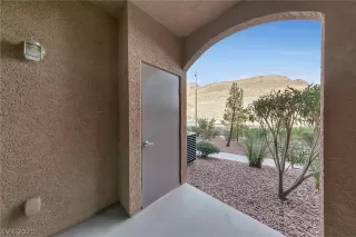 Photo #1: 2351258 Listing