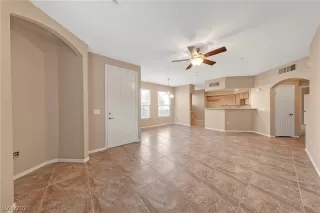 Photo #3: 2351258 Listing