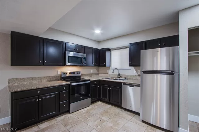 MLS: 2351282 Condo For Sale