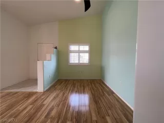 Photo #4: 2351353 Listing 