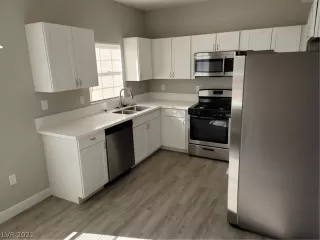 Photo #4: 2351434 Listing 
