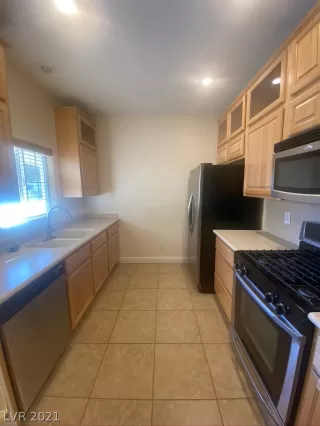 Photo #1: 2351448 Listing 