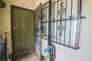 Photo #3: 2351468 Listing 