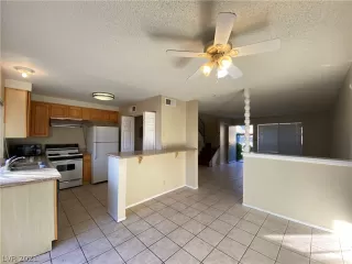 Photo #6: 2351471 Listing 