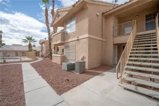 Photo #1: 2351512 Listing 