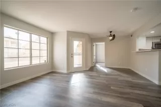 Photo #3: 2351512 Listing 