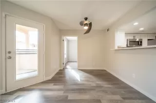 Photo #5: 2351512 Listing 