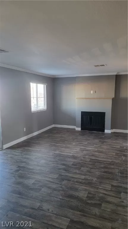 MLS: 2351515 Condo For Sale