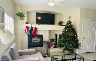 Photo #2: 2351528 Listing