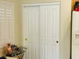 Photo #6: 2351528 Listing