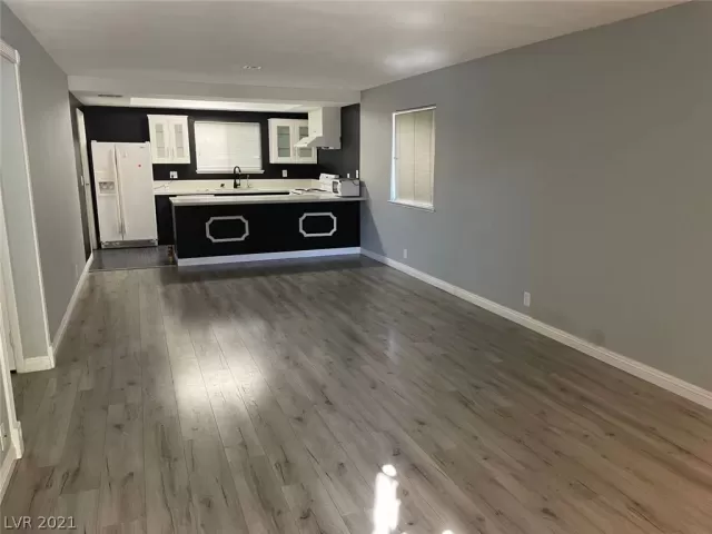 MLS: 2351529 Condo For Sale