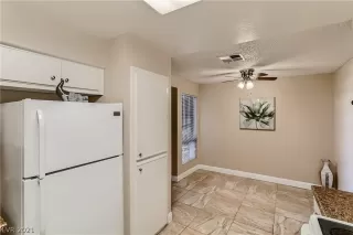 Photo #3: 2351557 Listing 