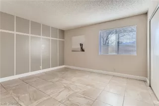 Photo #4: 2351557 Listing 