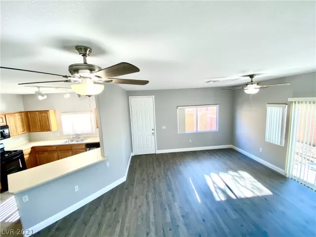 MLS: 2351561 Condo For Sale