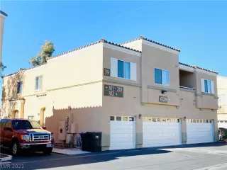 Photo #1: 2351561 Listing 