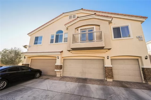 MLS: 2351564 Condo For Sale