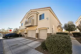 Photo #1: 2351564 Listing