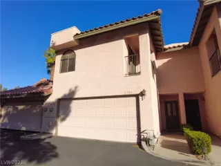 Photo #1: 2351566 Listing 