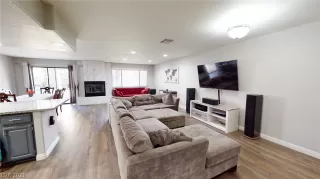 Photo #6: 2351566 Listing 