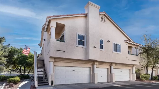 MLS: 2351575 Condo For Sale